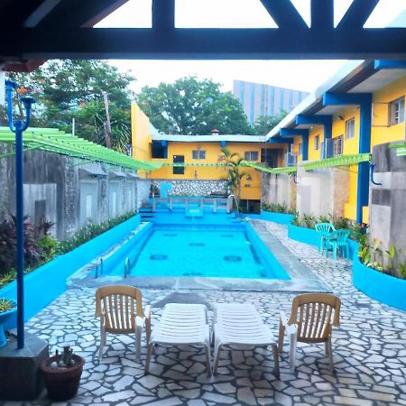 2 Hotel Saleh Angeles Εξωτερικό φωτογραφία