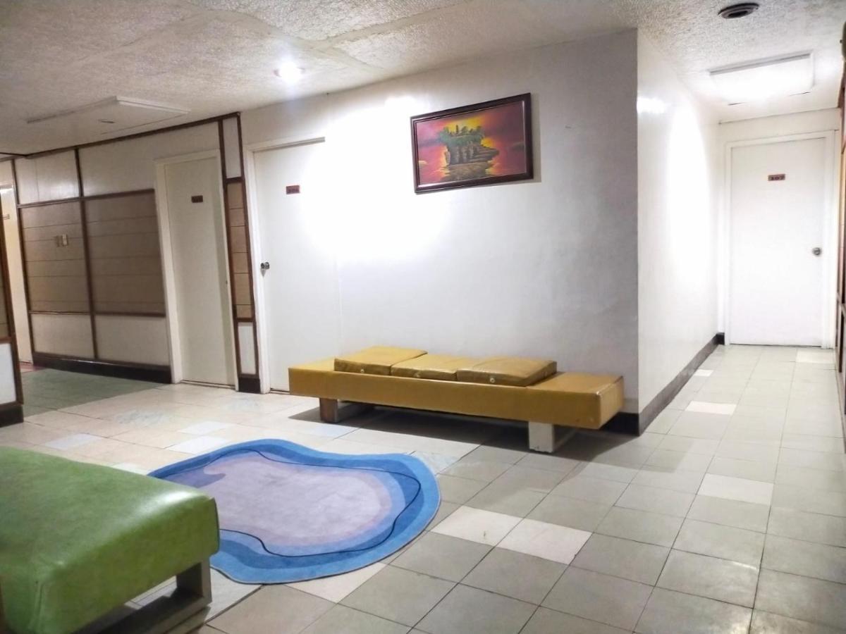 2 Hotel Saleh Angeles Εξωτερικό φωτογραφία