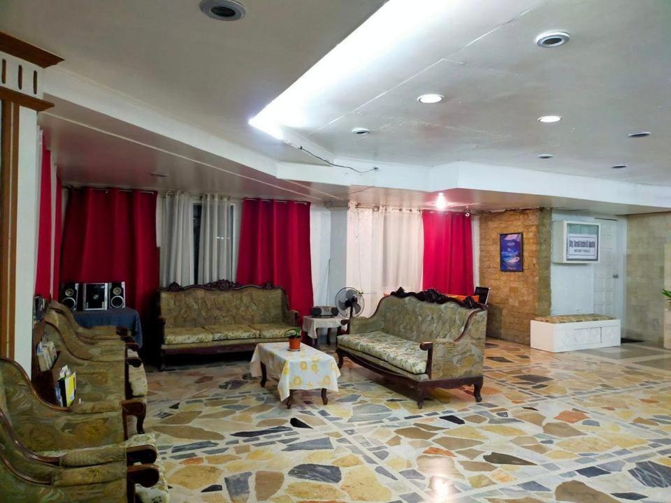 2 Hotel Saleh Angeles Εξωτερικό φωτογραφία